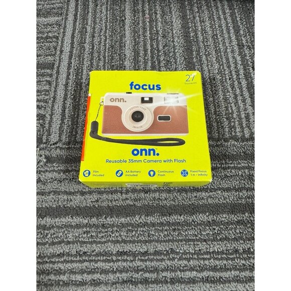 Onn. Reusable 35MM Film Camera (Brown) - Picture 1 of 5